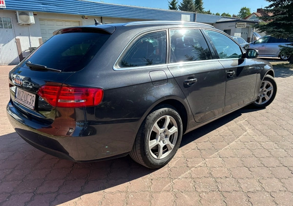 Audi A4 cena 31900 przebieg: 209000, rok produkcji 2011 z Radom małe 137